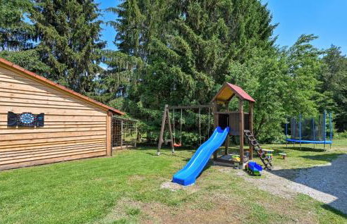 5 Bedroom Cozy Home In Desni Stefanki - Foto 43