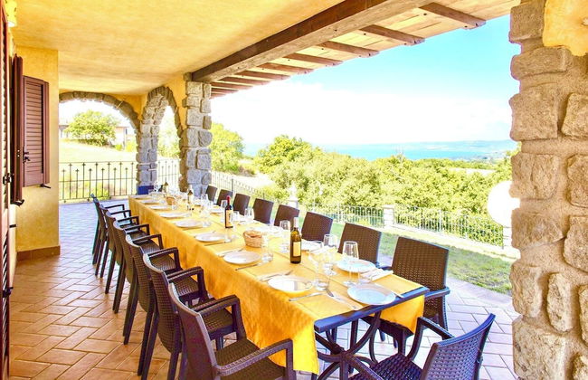 Villa on top of a Hill With an Enchanting View of Lake Bolsena - Photo 32