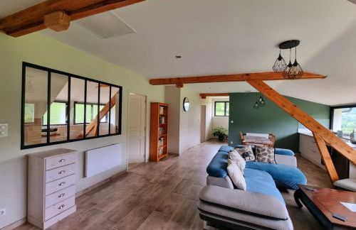 Logement Cozzy avec vue sur la vallée et Jacuzzi - Foto 22