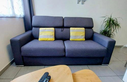 gîte en rdc A 200 m tgv et de la fac A 400 m des places 250 places de parking face au logement - Foto 4