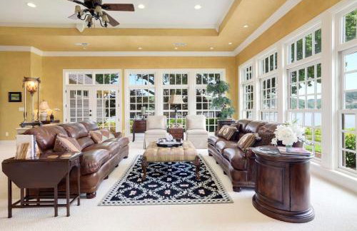 Shoreline Serenity-Direct Lake Access - Foto 3