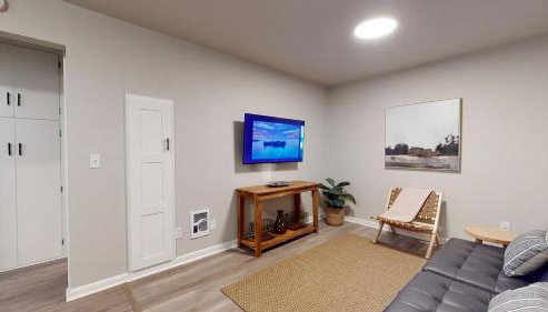 Emily's Escape AC Smart TV and Covered Parking - Foto 5