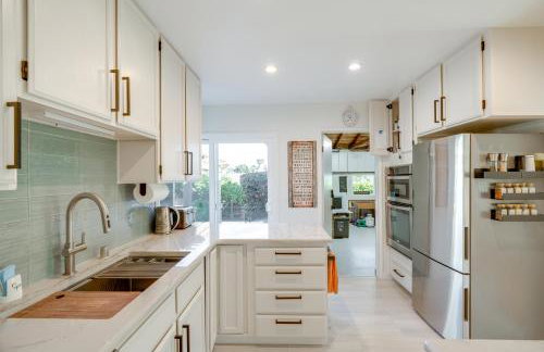 Seaside Home with Hot Tub and Patio Close to Beaches! - Foto 6