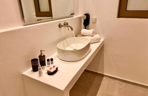 ANESSIS Villas and Suites - Photo 27