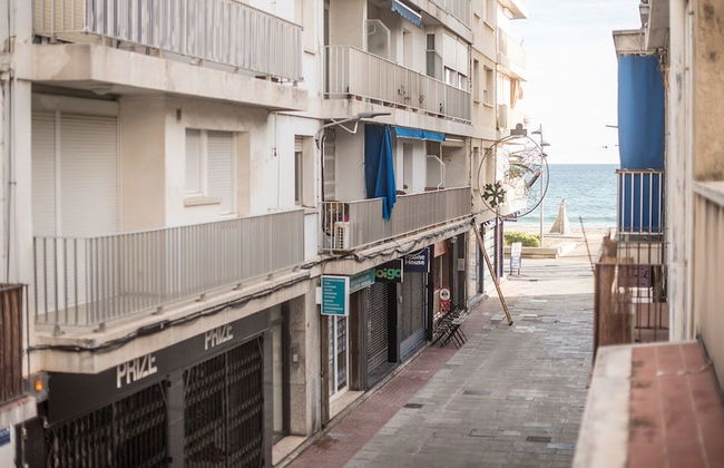 Apartamentos Montserrat - Photo 27