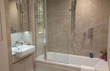 enjoy the elegance of staying in the art deco home - Photo 7