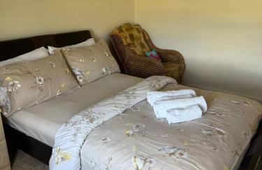 Comfortable 5 - Guest Abode - In Quiet Village - Foto 17