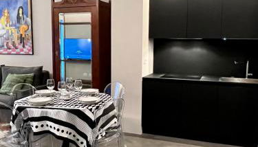 Design District Luxury Apartment - Photo 1