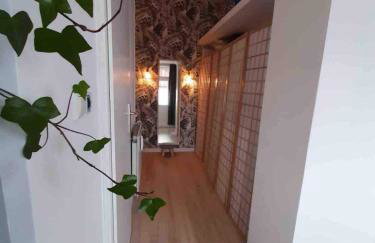 Cozy, green studio with a balcony in Berlin - Foto 6