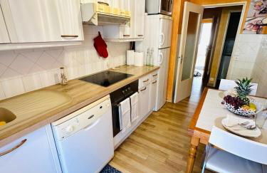 Spacieux 2 chambres 65m2 climatisé au village médiéval entre Nice et Antibes - Foto 11