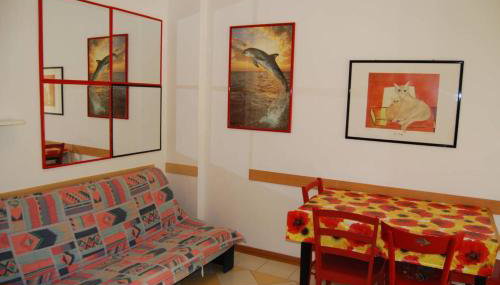 One-bedroom Flat With Balcony and AC - Foto 4