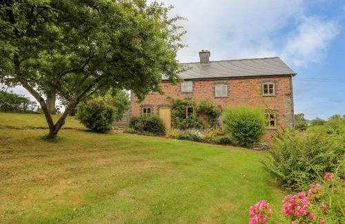 Byrdir Cottage - Photo 2