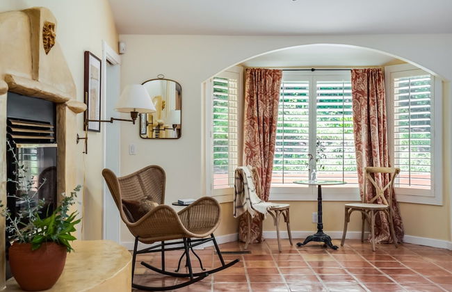 Le n by Avantstay Private Breathtaking Character Cottage w Pool Hot Tub - Foto 7