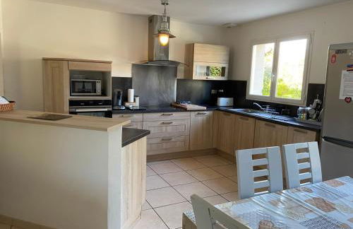 Maison tout confort avec piscine chauffée au bord des rives de la Dordogne - Foto 10