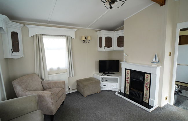 2 Bedroom two Bathroom Sunset Lodge Heachambeach - Photo 8