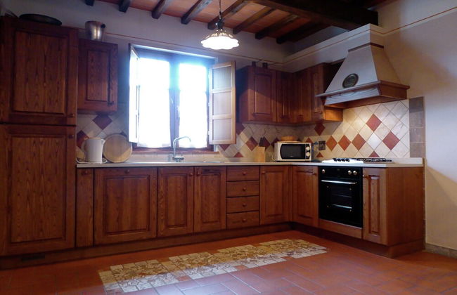 Holiday Home in Montecarelli With Pool - Foto 4