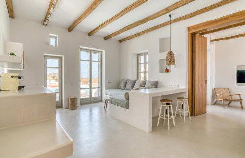 Lil Paros Luxury suites - Photo 55