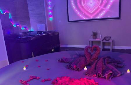 Logement paradis jacuzzi cinéma - Foto 8