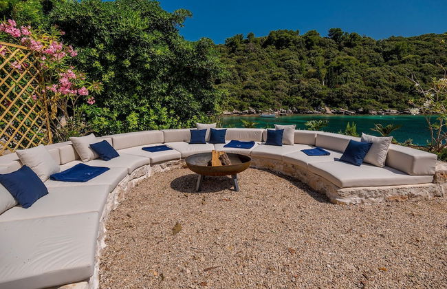 Beachfront Villa Feodora Grande - Foto 70