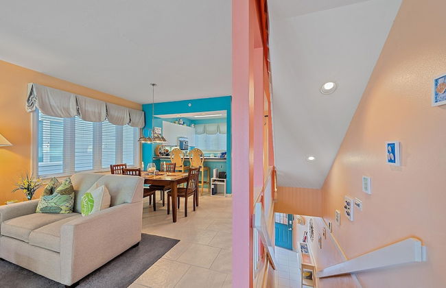 Surf And Turf At Cedars East 2 Bedroom Townhouse by RedAwning - Foto 39