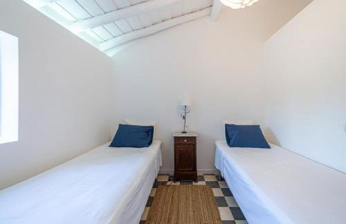 Aroucas Turismo e Natureza - Foto 13