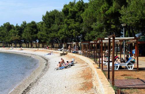 Apartments with swimming pool Motovun - Bataji, Central Istria - Sredisnja Istra - 7069 - Foto 4