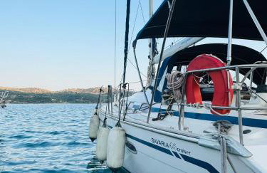 Flotillen Segeln in Griechenland inklusive Skipper und Tourguide 7 Nächte mit 7 Inseln im Ionischen Meer An- und Abreise SAMSTAG Kojencharter und Mitsegeln - Foto 1
