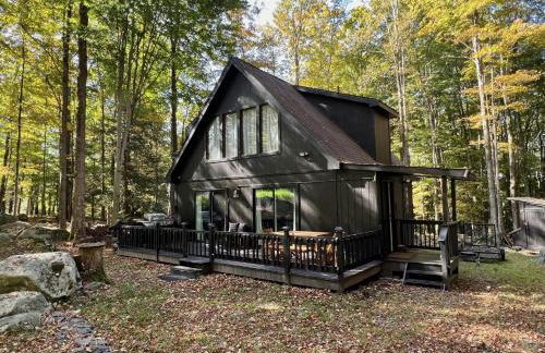 Hideout Pocono Chalet - Foto 23