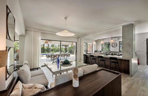 Dazzling Almancil Villa Villa Magorian 4 Bedrooms Spacious Furnished - Photo 18