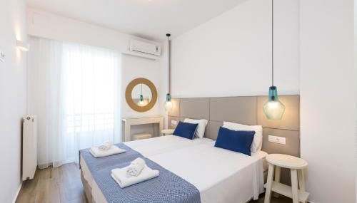 Eltina Hotel - Photo 2