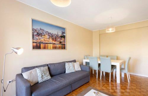 Destiny Oporto - Photo 22