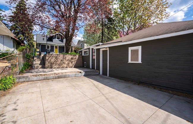 Grand Residence - Photo 33