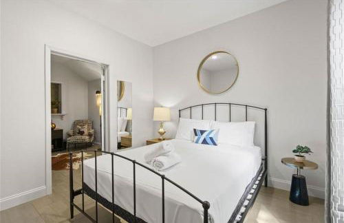 1930s Austin Charming Home and Hot Tub Near South Congress - Photo 14