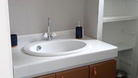 Maison avec jardinet dans un cadre verdoyant - Foto 3