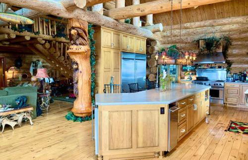 LUXURIOUS TN Mtn Lodge- Sleeps 22+, Hiking & Lake - Photo 50