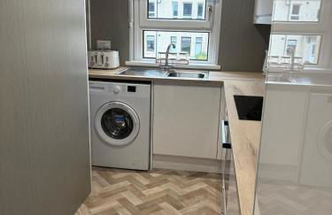 Home in Glasgow3BR -Ziplinks - Sleeps 6 G51 - Foto 5