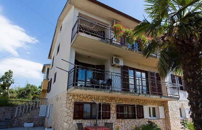 Cozy Apartment in Malinska near Sea - Foto 15