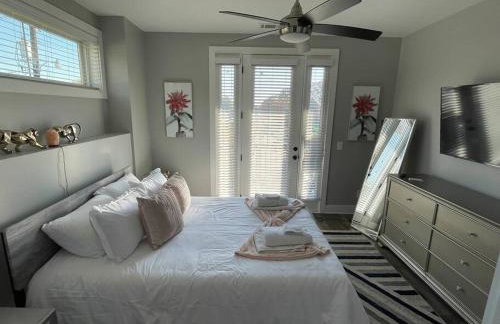 Pet friendly Wi-Fi luxury gated community downtown Greenville - Photo 9