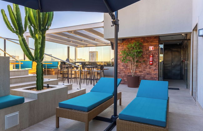 Life Residence - Photo 30