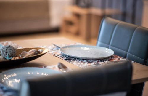 Oasis Apartments - Photo 16