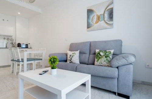 Apartamento Deluxe 2 Room Piscina Parking LuxSevilla Bormujos - Foto 18