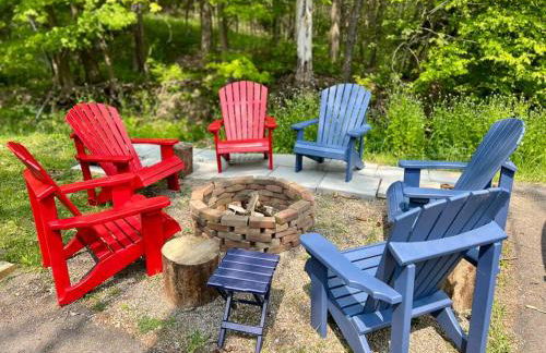 SKI Bike, Hike & Golf Townhouse w/ Hot tub - Foto 2