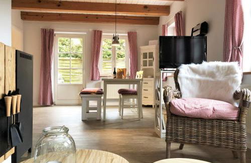 kleine meerZeit, süßes Knusperhäuschen mit Kaminofen - Foto 4