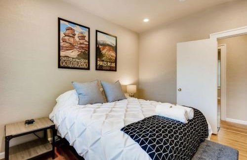 Olympic House Downtown w Hot Tub Fire pit & BBQ - Foto 26