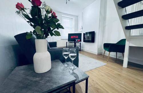 Holly Terrace - 2 Bedrooms - Sleeps 3 - Photo 17