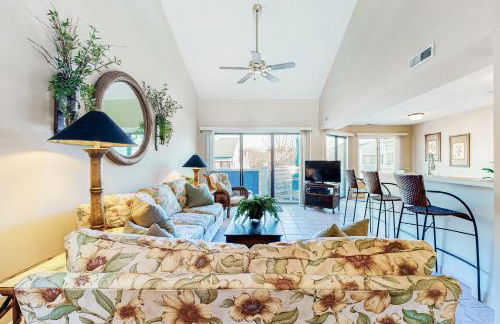 East of The Sun -- 39916 East Sun 422 - Photo 9