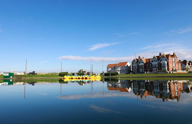 Seafront Apartment Private Garden & Free Parking - Foto 20