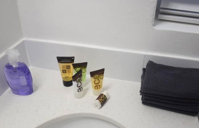 Hollywood Business Suites - Foto 27