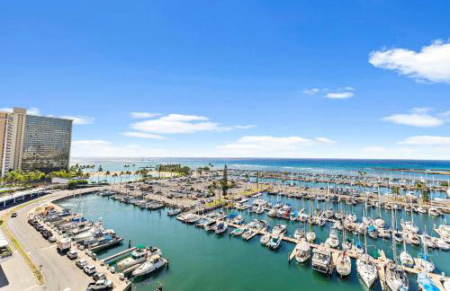 Stunning 1BR Ocean View Condo at Ilikai Marina - Foto 56