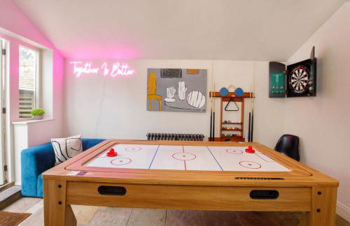 Minster House - Group Hot Tub - Photo 5